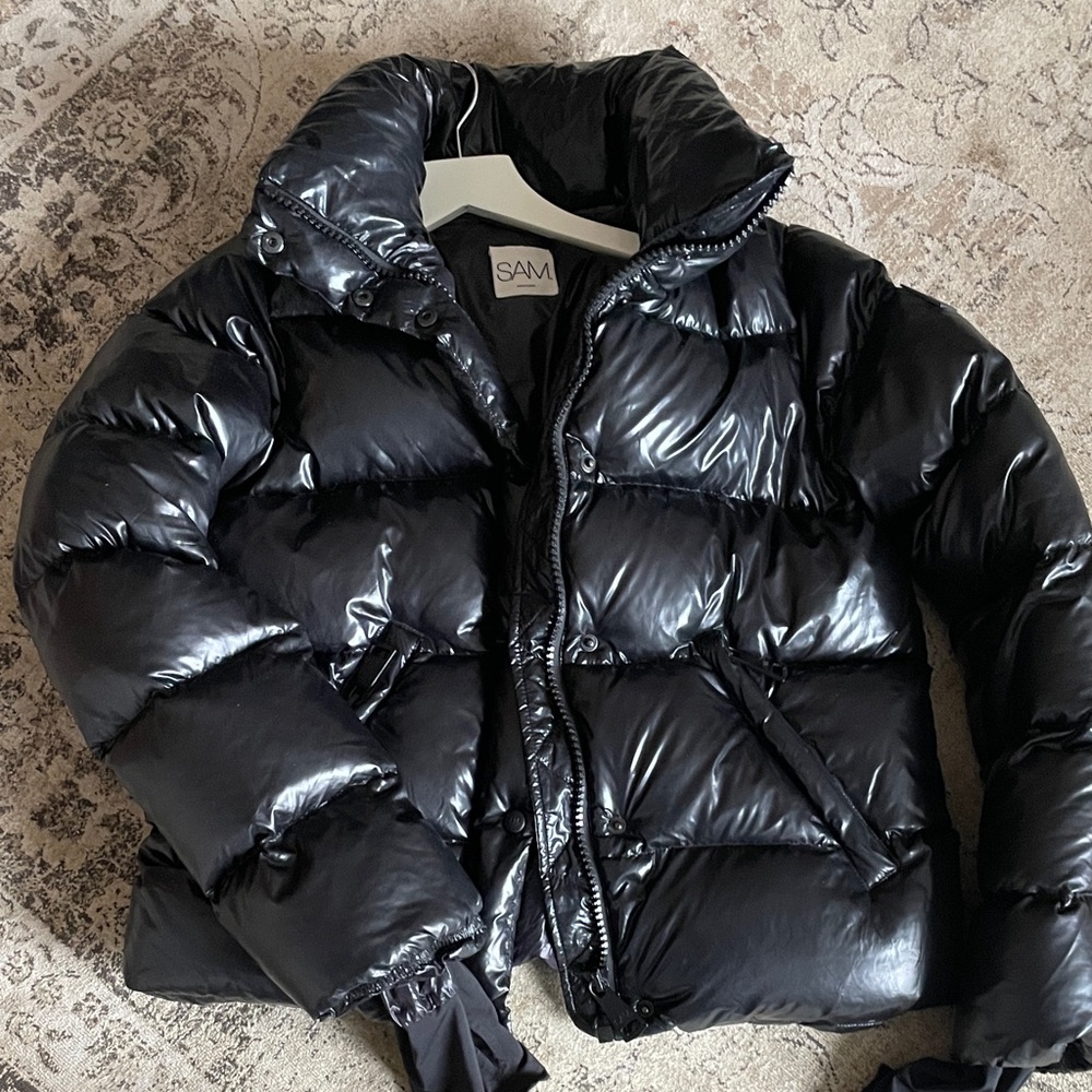 SAM. Women’s Large Black Shiny Cropped Puffer Coat | Like New with Pockets